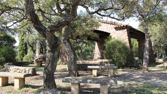 Chapelle des Dolmens