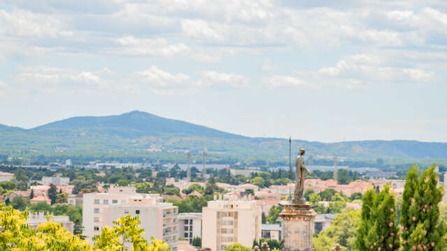 Montélimar et ses joyaux historiques et gourmands