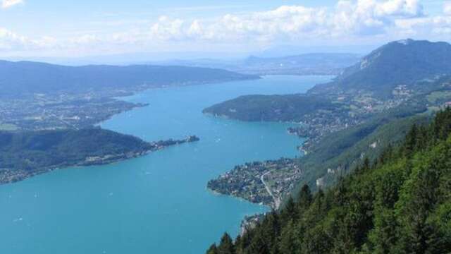 Tour du lac d’Annecy GR®P. Doussard - Refuge de Pré Vérel (1243 m). Étape 03