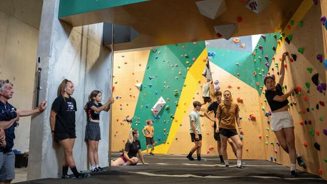 Découverte de l'escalade au Pôle Sport Innovation