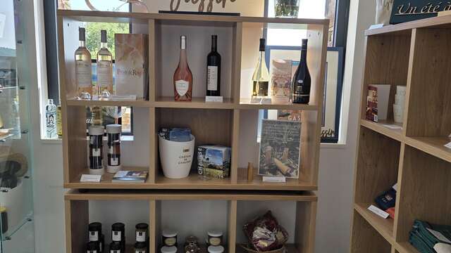 Boutique de l'office de tourisme de Gassin