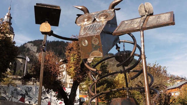 Art vache : sculpture "La vache technique"