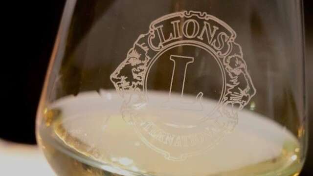 Wein und Gourmet-Karte