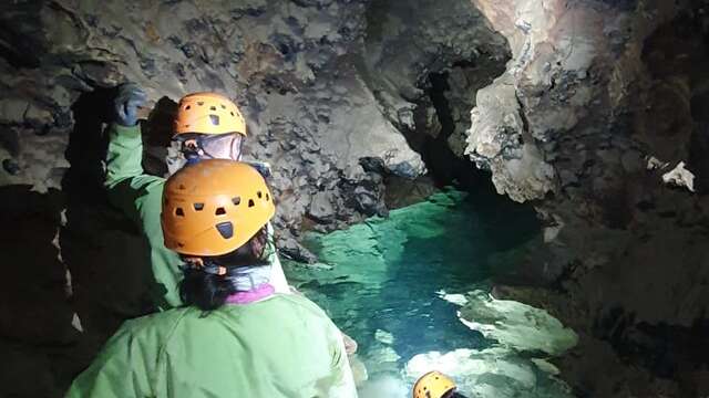 Spéléologie sportive - Grotte du Puits des Bans - Dévoluy  avec Ecrins Spéléo Canyon