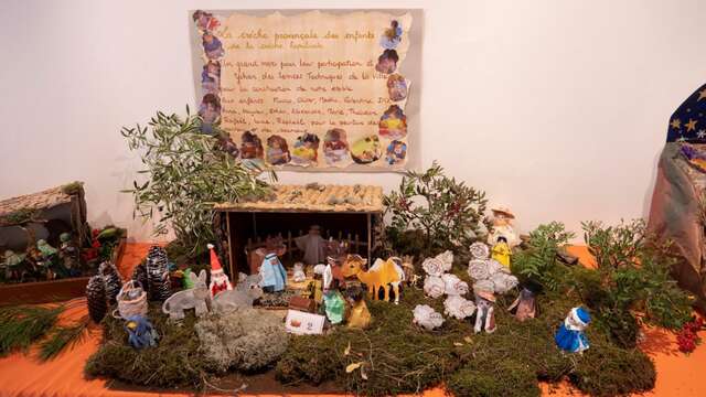 Exposition et concours de crèches