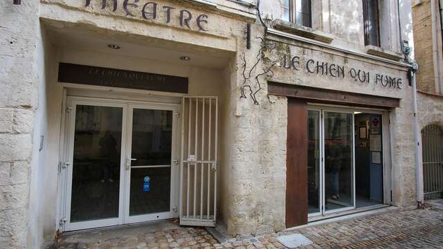 Théâtre du Chien qui Fume (Theater des rauchenden Hundes)