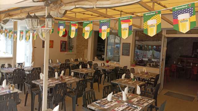 Bistrot de Pays LA FAMILLE