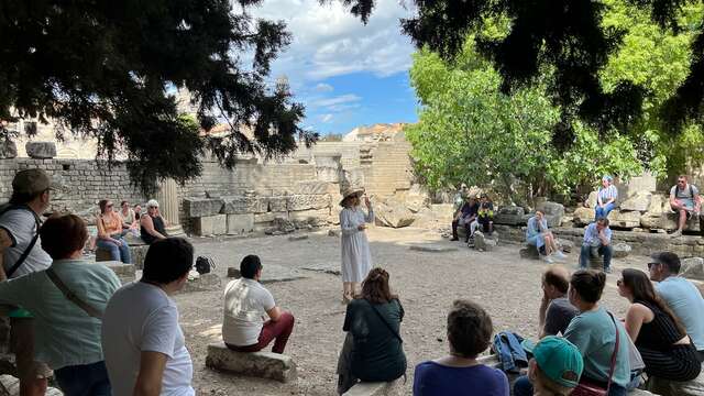 Arles à la carte avec Alice