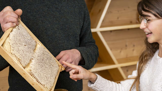Boucle des Savoir-Faire : Miellerie du Bout du lac