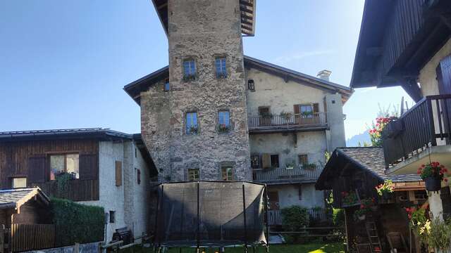 Guided tour of the village