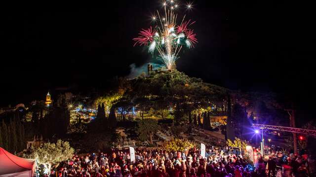 Feu d'artifice de Noël à Grimaud