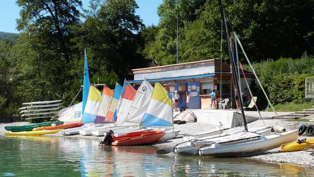 SPAC : location dériveurs, catamarans, planches à voile, canoës et paddles