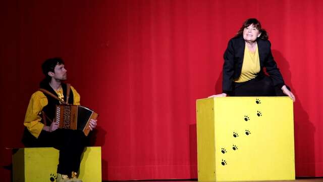 Spectacle : La patte du chat