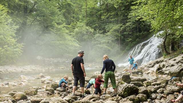 Le Tour du Villaret par la cascade du Pissieu