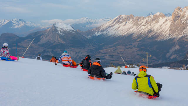 Taille ta courbe - Course de luge à Superdévoluy
