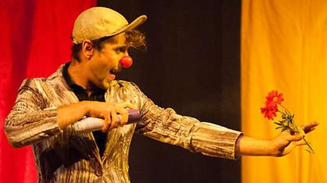 Dino - Théâtre : Ernest'N'Chaud