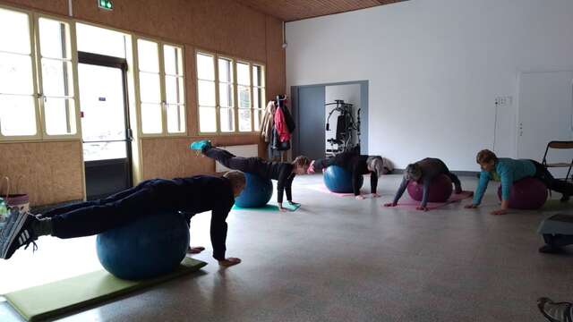 Gimnasia con "Gym en Donezan