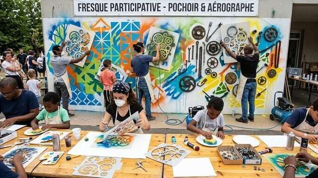 L’Atelier des Archanges : fresque participative et ateliers pochoirs