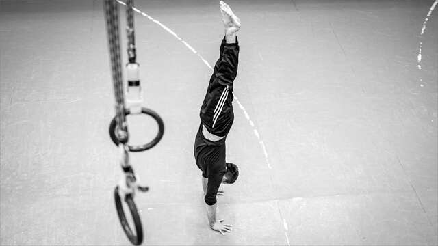 Acrobatic gymnastics class