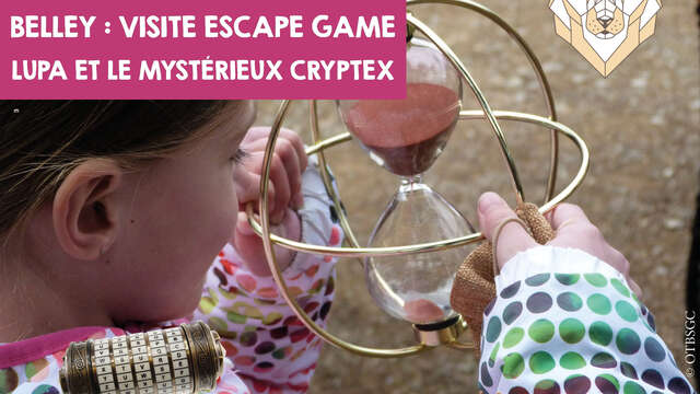 Family visit: Lupa and the mysterious cryptex