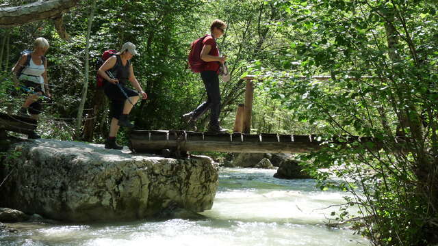 Rando passion : les gorges de Trévans et leurs villages oubliés