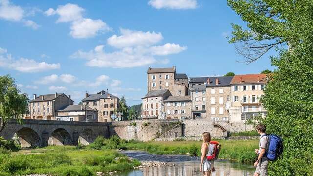 Etape GR65  Montfaucon-en-Velay- Saint-Jeures