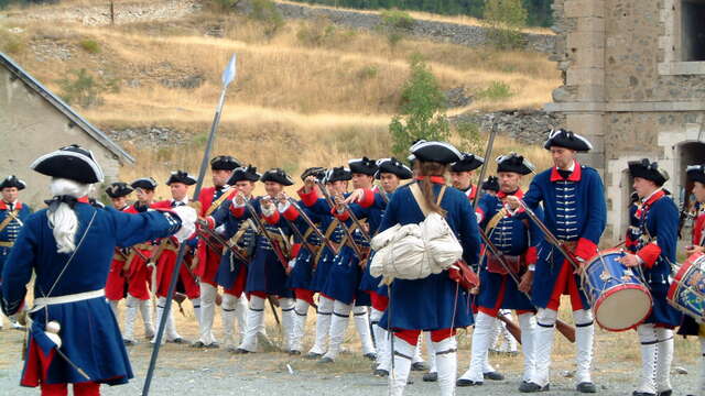 Visite: le Fort des Trois Têtes en compagnie des Régiments du passé