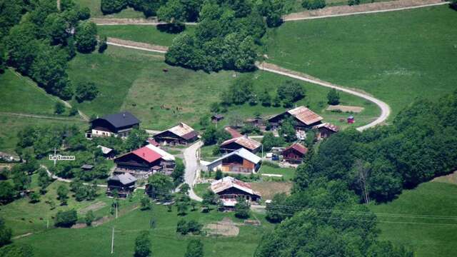 Le hameau de la Tonnaz