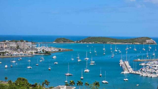 Guided tour of Nouméa - Va'Vau