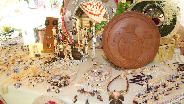Exposition Artisanale - Fare Artisanat Faa'a