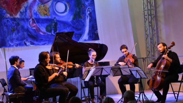 Mélodies sur Arzon : Roger Muraro et le Jeune Ensemble de Lausanne