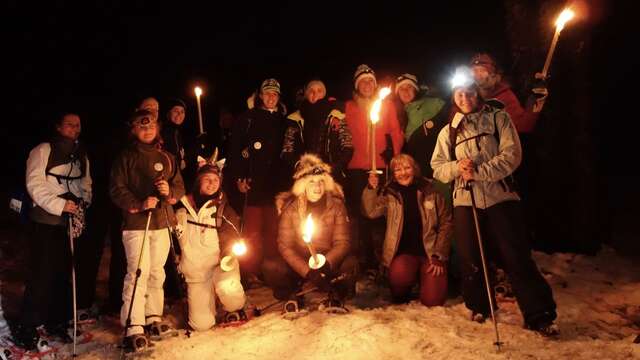 Raquettes à neige avec Angaka Village Nordique