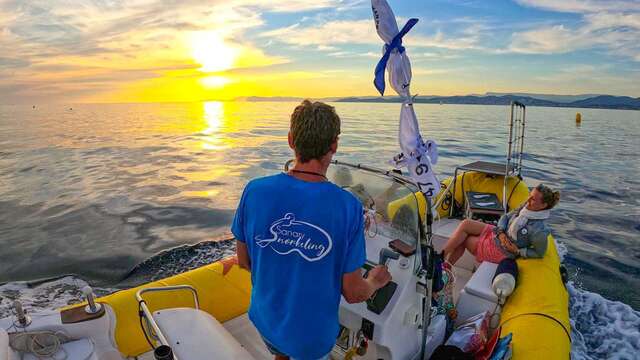 Sortie en mer au coucher de soleil avec Sanary Snorkeling