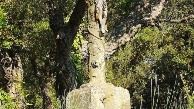 Le calvaire du Château le Pas du Cerf