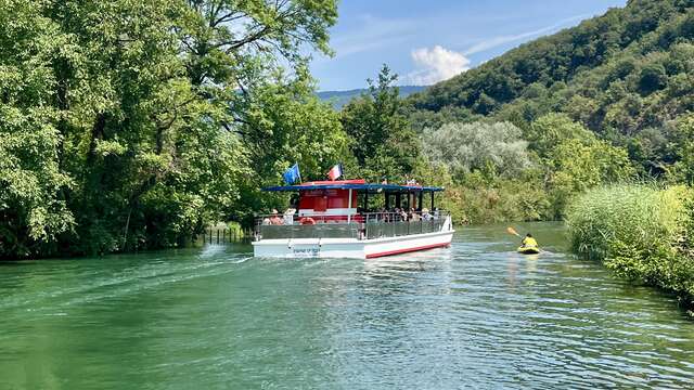 Croisière - l'Histoire au fil du canal