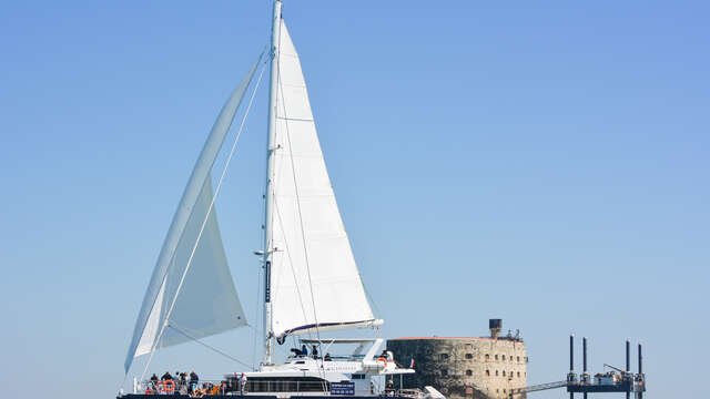 Balade en catamaran vers Fort Boyard - Compagnie Interîles