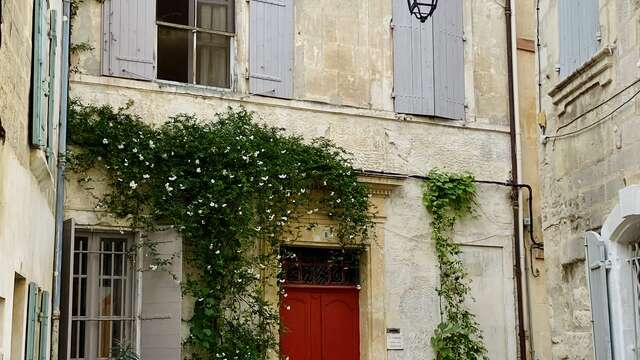 Arles au fil du nom des rues