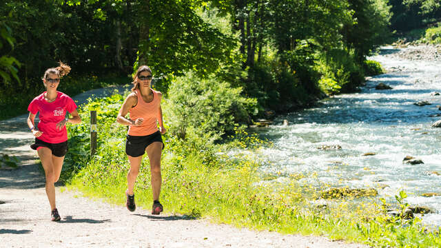 Dereches River Walk