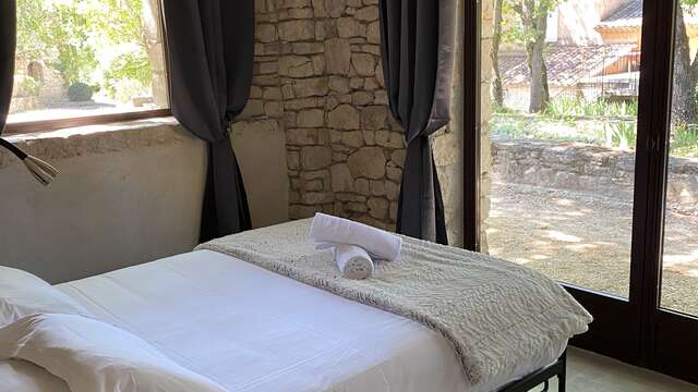 Lou Caleù - Le Rocher des Abeilles