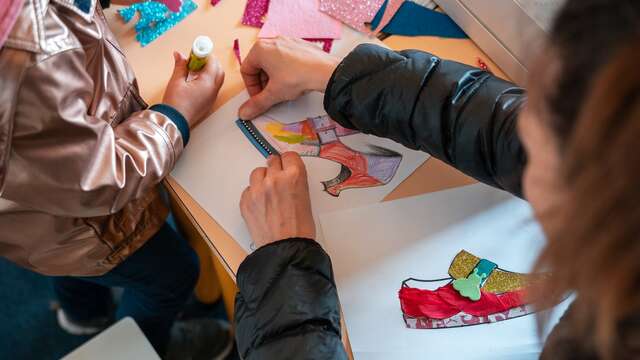 Visite-atelier en famille : " Empreinte de vacances" - Les Escales estivales de Romans