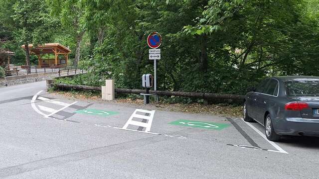 Borne de recharge électrique Auzet