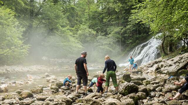 Le tour du Villaret par la cascade du Pissieu