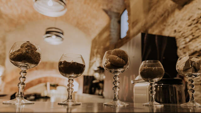 Dîner épicurien : un voyage en 6 temps : vins, poivres & épices