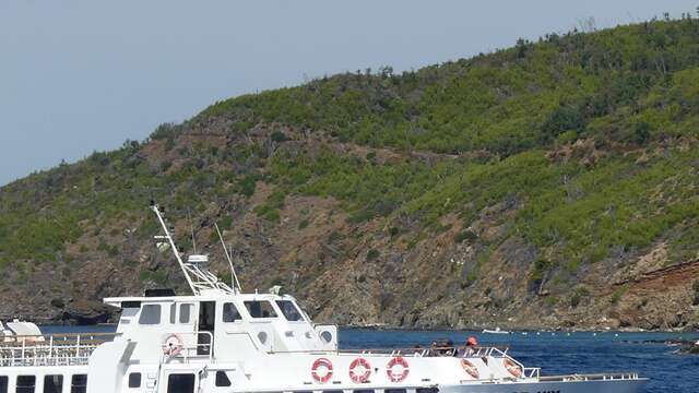 Promenade vers Porquerolles - Vedettes des Îles d'Or et Le Corsaire