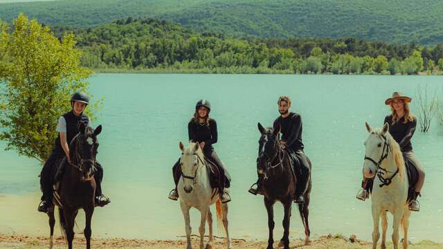Sorties et balades à cheval avec le Ranch du Verdon