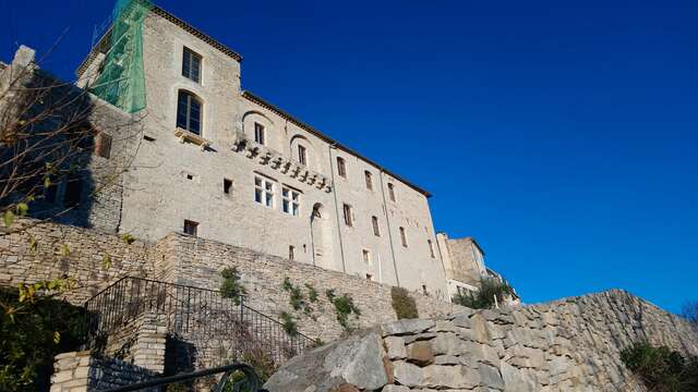 Château de Girard à Vézénobres