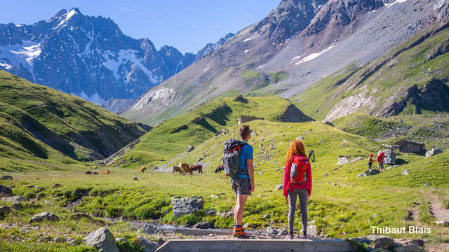 Séjours et itinérance en randonnée avec les accompagnateurs en montagne de la Grave Xpérience