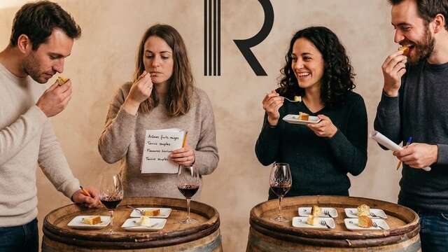 Vignobles en Scène – „Die Herausforderung der Aromen“ – in der Cave La Romaine