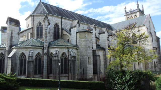 Guided tour of Belley's historic centre