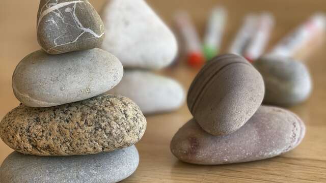 Les mercredis des enfants - sculpture de galets et Et si copier, c’était créer !